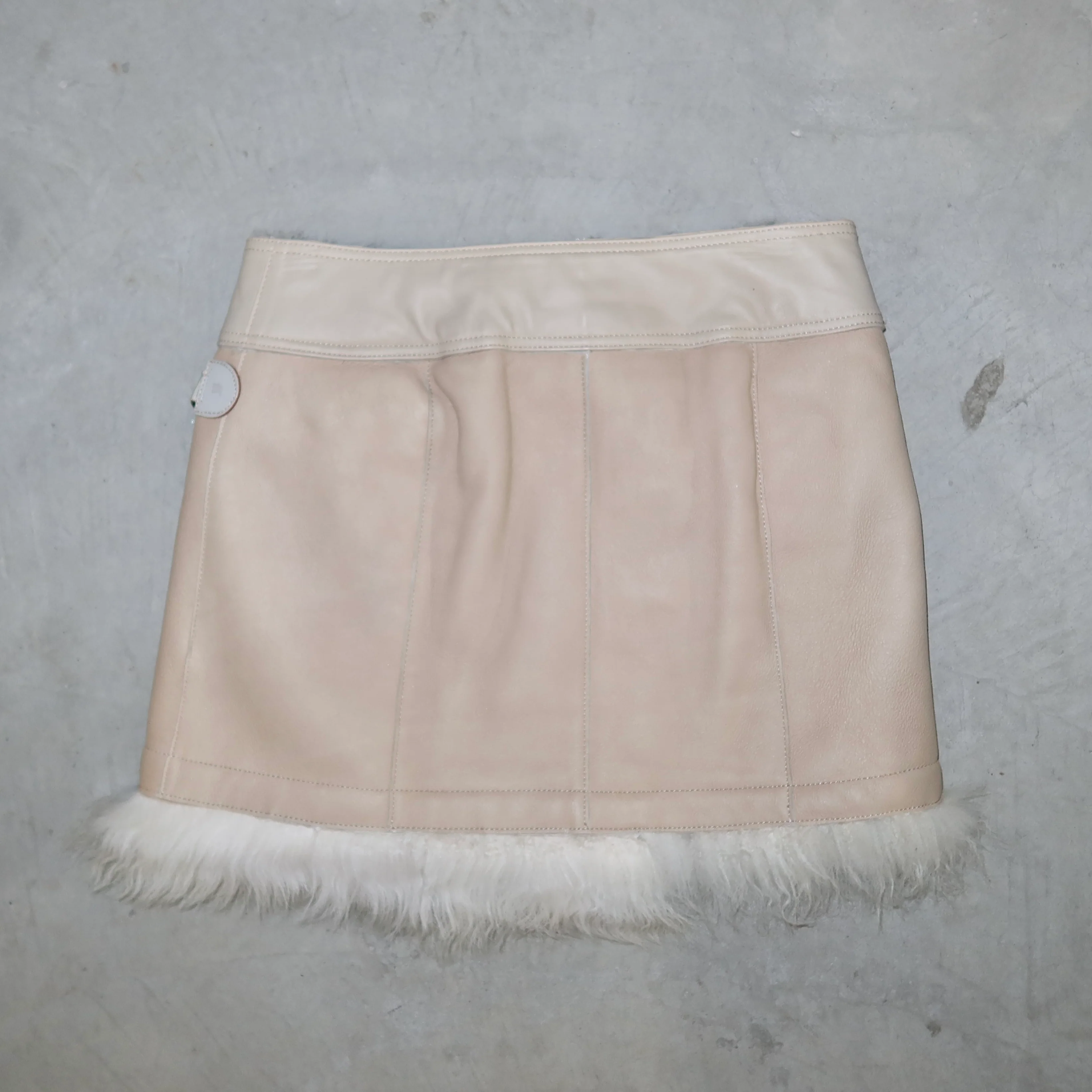 Burberry Leather and Shearling Mini Skirt - Image 8