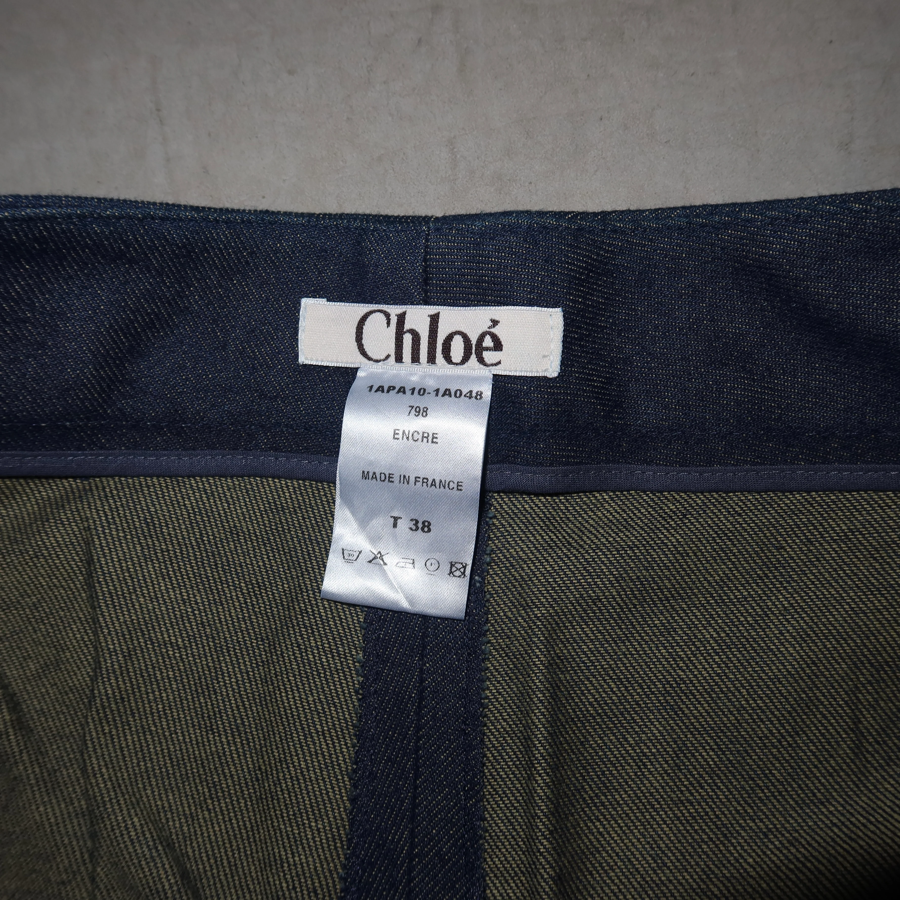 Chloé Rare AW2001 ‘Foxy’ Patch Flared Jeans - Image 7